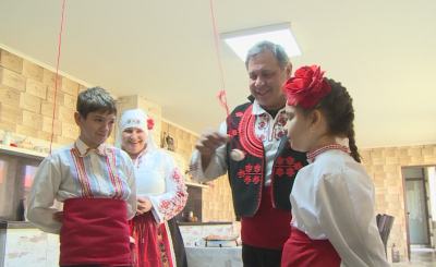  Какви са традициите на Сирни заговезни в русенското село Сандрово