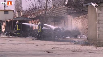 Пожар горя в района на Сточна гара във Варна