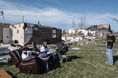 25 жертви на торнадо в Тенеси