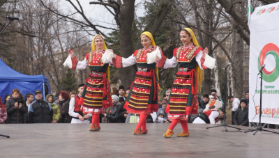 Пробуждане с хоро на Трети март