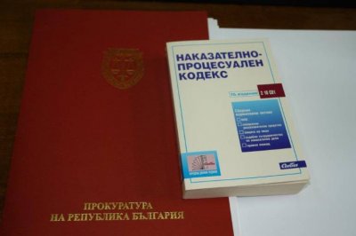 Шестима задържани при специализирана полицейска операция в село Оброчище