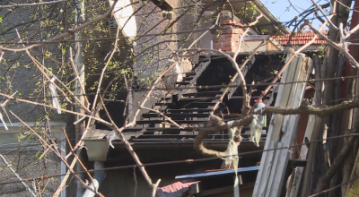 Пожар унищожи дърводелска работилница в Русе