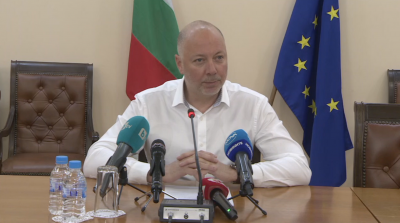 Министърът на транспорта с последна информация за българските камиони на словенско-италианската граница