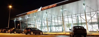 На летище Пловдив ще се допускат само пътуващи