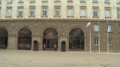 Очаква се среща между Радев и Борисов за поисканите по-строги мерки от Националния щаб
