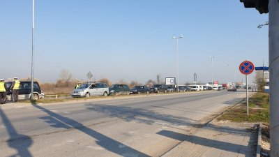 13 КПП-та регулират движението при извънредни мерки на изходите на Пловдив