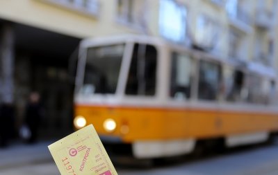 Контрольорите в София няма да глобяват, ще продават билети