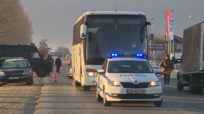 Поредна група чуждестранни туристи беше ескортирана от Банско