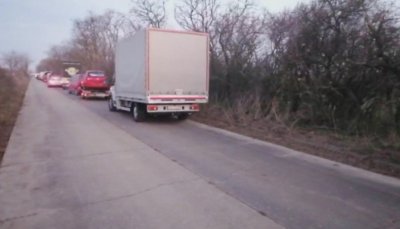 Блокираните българи на австрийско-унгарската граница вече пътуват към България