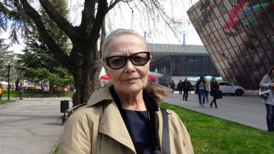 Цветана Манева: Театърът е вечно изкуство