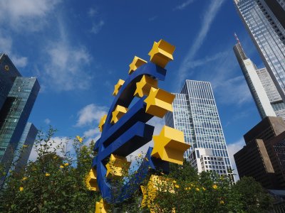 ЕЦБ препоръча на банките да не изплащат дивиденти най-рано до октомври