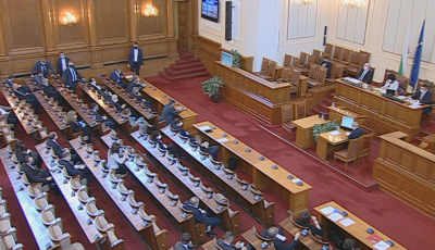 Депутатите гласуват промени в закона за извънредното положение