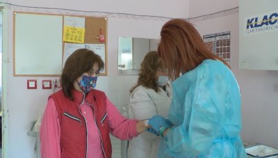 Училищни медицински сестри започнаха работа в болницата в Павликени