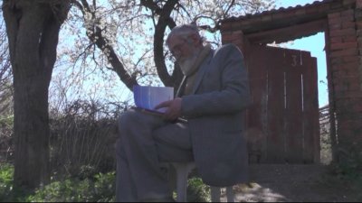 Дядо от село Добролево дари цялата си пенсия на болницата във Видин