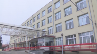 Интензивното отделение на болницата в Пазарджик е поставено под карантина