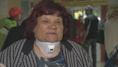 Възрастна жена със заболяване на кръвта дари две пенсии на болница "Св, Иван Рилски"