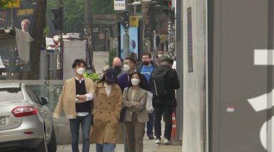 Затвориха баровете и нощните клубове в Южна Корея заради клиент с коронавирус