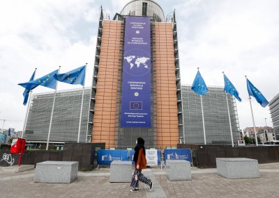 Европейската комисия предложи отварянето на границите да стане на фази