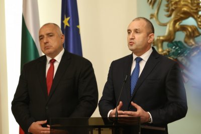 Президентът Радев и премиерът Борисов отново в словесна престрелка