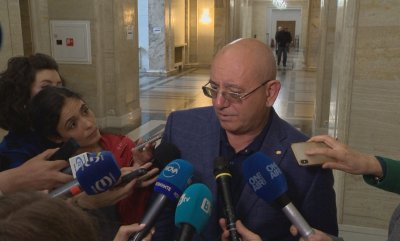 Емил Димитров: Не мога аз да искам оставката на Красимир Живков