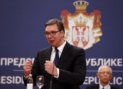 Сръбският СЕМ забрани предизборен клип на Вучич