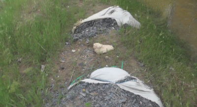 Все още не е ясен произходът на боклука, открит край Червен бряг