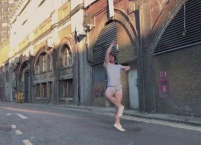 Кралският балет танцува в призрачен Лондон