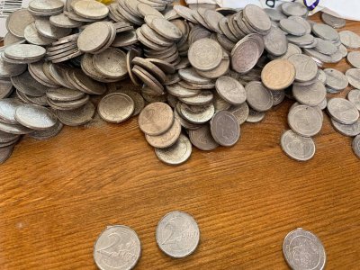 Фалшиви монети, оръжия и боеприпаси иззети в Русенско