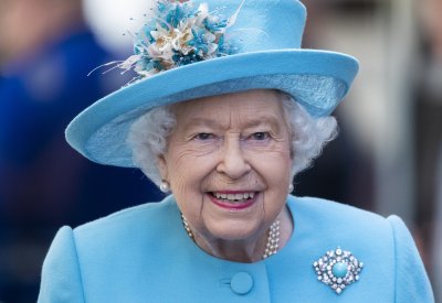 Kратка военна церемония за рождения ден на кралица Елизабет Втора