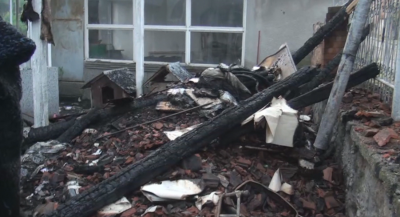Щети за над 40 000 лв. е причинила мълнията, която подпали къща в село Каравелово