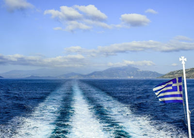 Фериботите в Гърция - необичайно празни