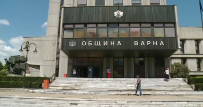 Затвориха общината във Варна заради заразен с COVID-19