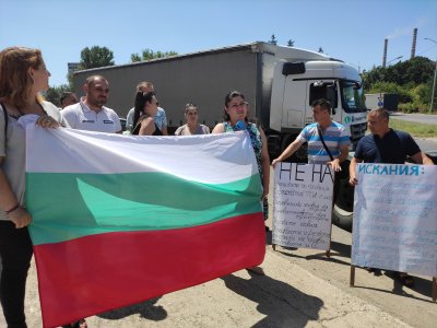 Превозвачи на протест на "Дунав мост": Върнете винетките