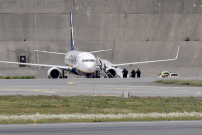 Паника в самолет от Лондон до Осло заради бележка със сигнал за бомба