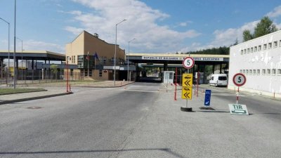 Гърция затваря граничния пункт "Ексохи-Илинден" за хора и автомобили до 3 август