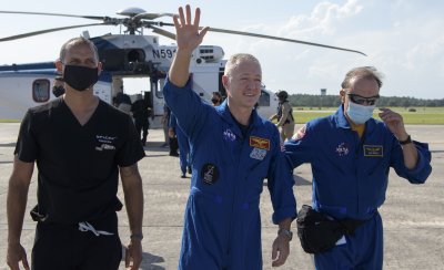 Първи думи на астронавтите на НАСА, завърнали се успешно на Земята