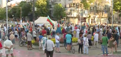 Призиви за още блокади във Варна, хотелиерите са против