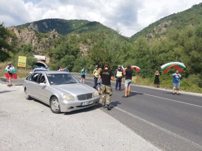 Протестиращи велосипедисти на шествие към "Кулата"