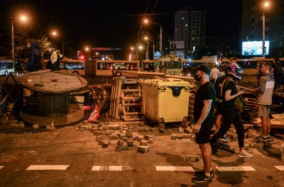 Втора нощ на протести в Беларус, един човек е загинал