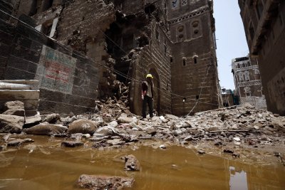 Над 170 жертви на наводнения в Йемен