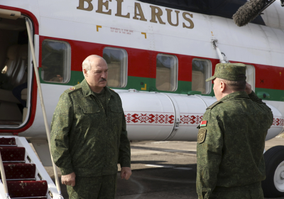 НАТО: Не трупаме войски на границата с Беларус