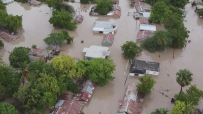 Наводнения заради урагана Лаура