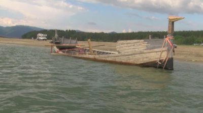 Реплика на древен тракийски кораб е новата атракция на язовир "Копринка"