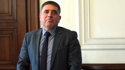 Министър Данаил Кирилов подаде оставка