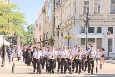 С шествие и парад на духовия оркестър в Русе отбелязаха Съединението