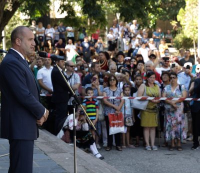 Президентът Радев участва в честванията на Съединението в Пловдивско (ОБЗОР)