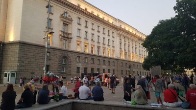 65-а вечер на протест в София