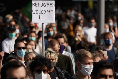 Демонстранти в Германия искат ЕС да се погрижи за мигрантите от Лесбос