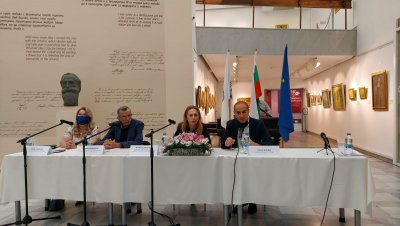 Марияна Николова: Голям е интересът на чужденците към дестинациите за здравен туризъм