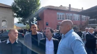 Премиерът Борисов посети велинградското село Грашево
